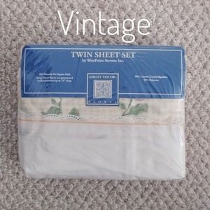 Vintage Floral Twin Sheet Set